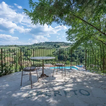 Ciliegino Apartment, Pool, Landscape View, Montaione, Toscana شقة مونتايون